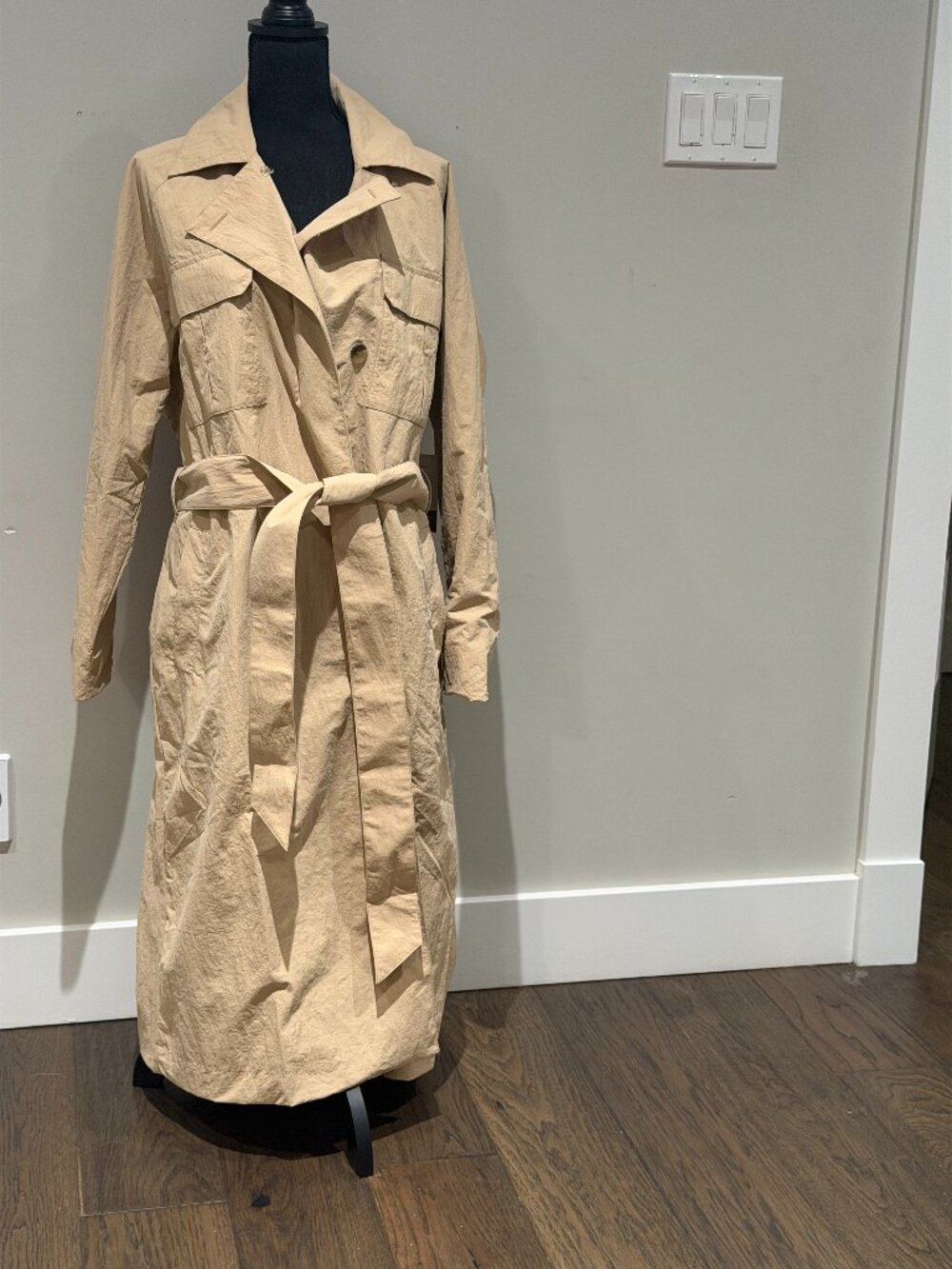 Vuori NWT Long Belted Trench Coat Sand Medium